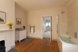 Barton Farmhouse Blue Room Bathroom