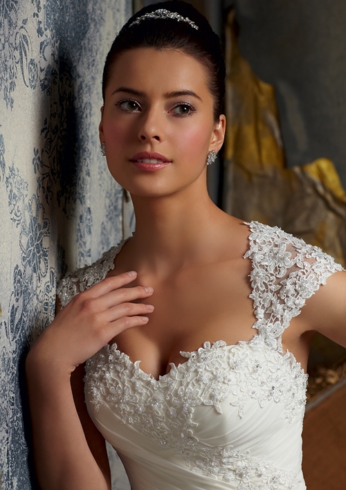 Brogan £500 :: Dresses :: Brides of Southampton