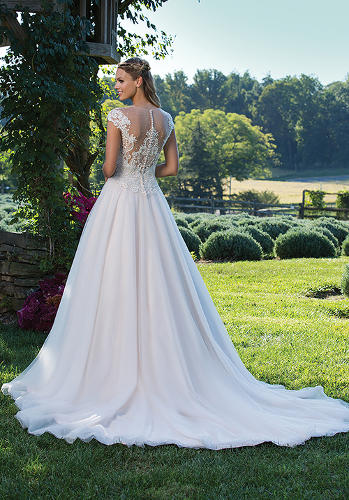 Taylor 3975.jpg Taylor 3975.jpg