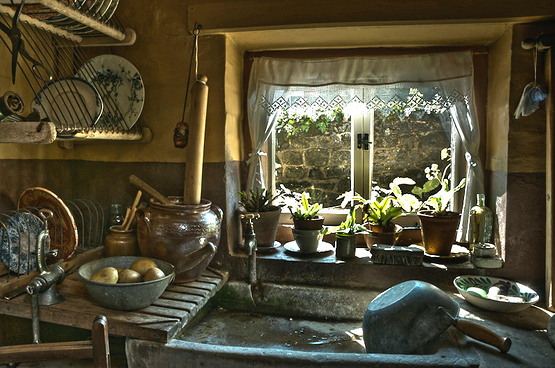 Petworth Cottage Museum Mrs Cummings S Cottage Entry Love