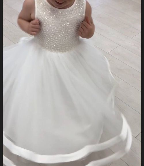 Sevva jorja twirl.jpg Sevva jorja twirl.jpg