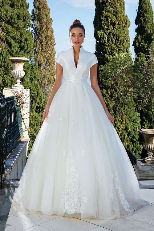 Brides of Southampton_Justin Alexander_88132 (overskirt).jpg Brides of Southampton_Justin Alexander_88132 (overskirt).jpg