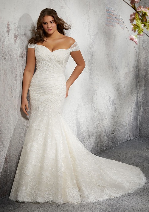 3247 lucia.jpg 3247 lucia.jpg
